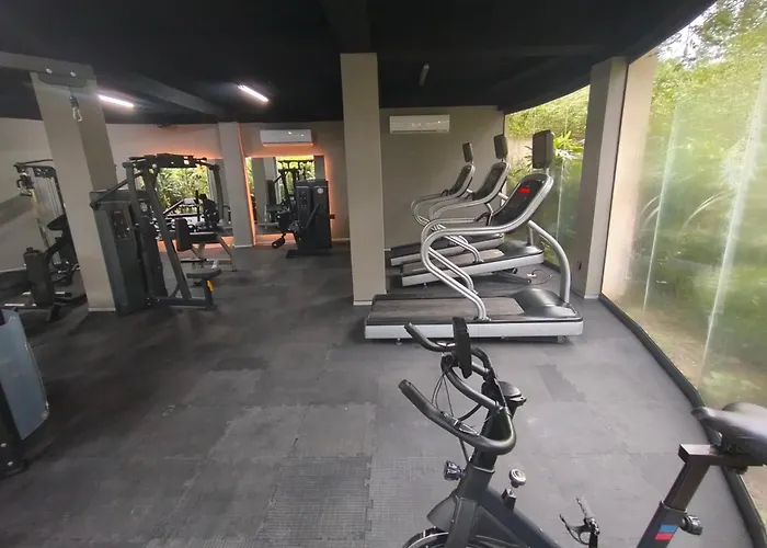 Apartment 2 Bedroom In Mistiq Gardens With Pool And Gym